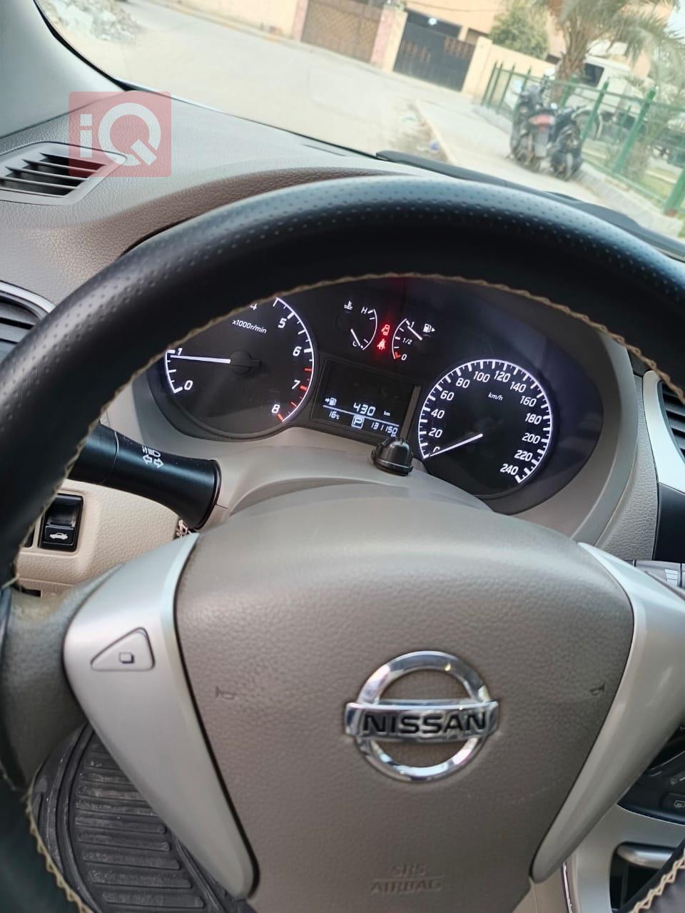 نیسان سێنترا